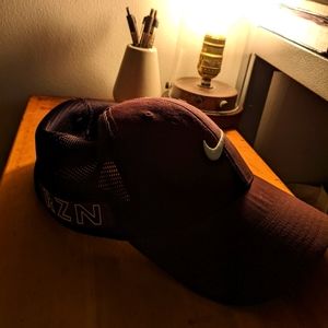 Nike L/XL Black Golf Hat